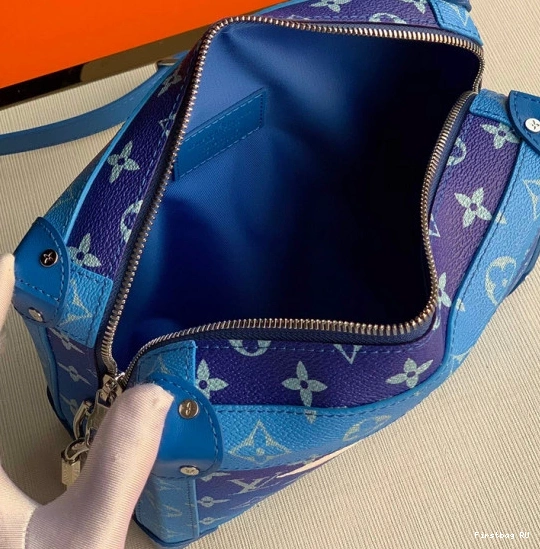 First bag ru LOUIS SOFT VUITTON TRUNK 0822